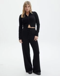 Mid Rise Relaxed Leg Pant 31 Mid Rise Relaxed Leg Pant -GLASSONS CLOTHING co harriet wide leg knit pants black front pw53795knt 7
