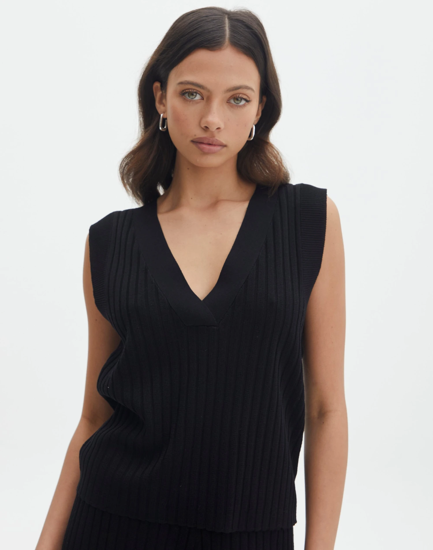 Rib Knit V Neck Vest 8 Rib Knit V Neck Vest - Image 6