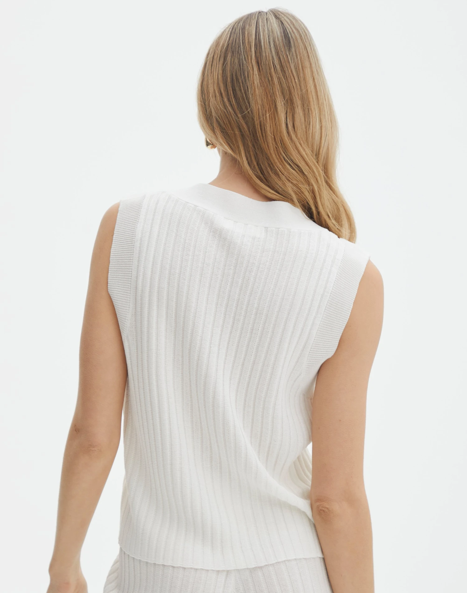 Rib Knit V Neck Vest 5 Rib Knit V Neck Vest - Image 3