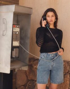 Crochet Knit Long Sleeve Top -GLASSONS CLOTHING cody crochet knit black front kl110747vp