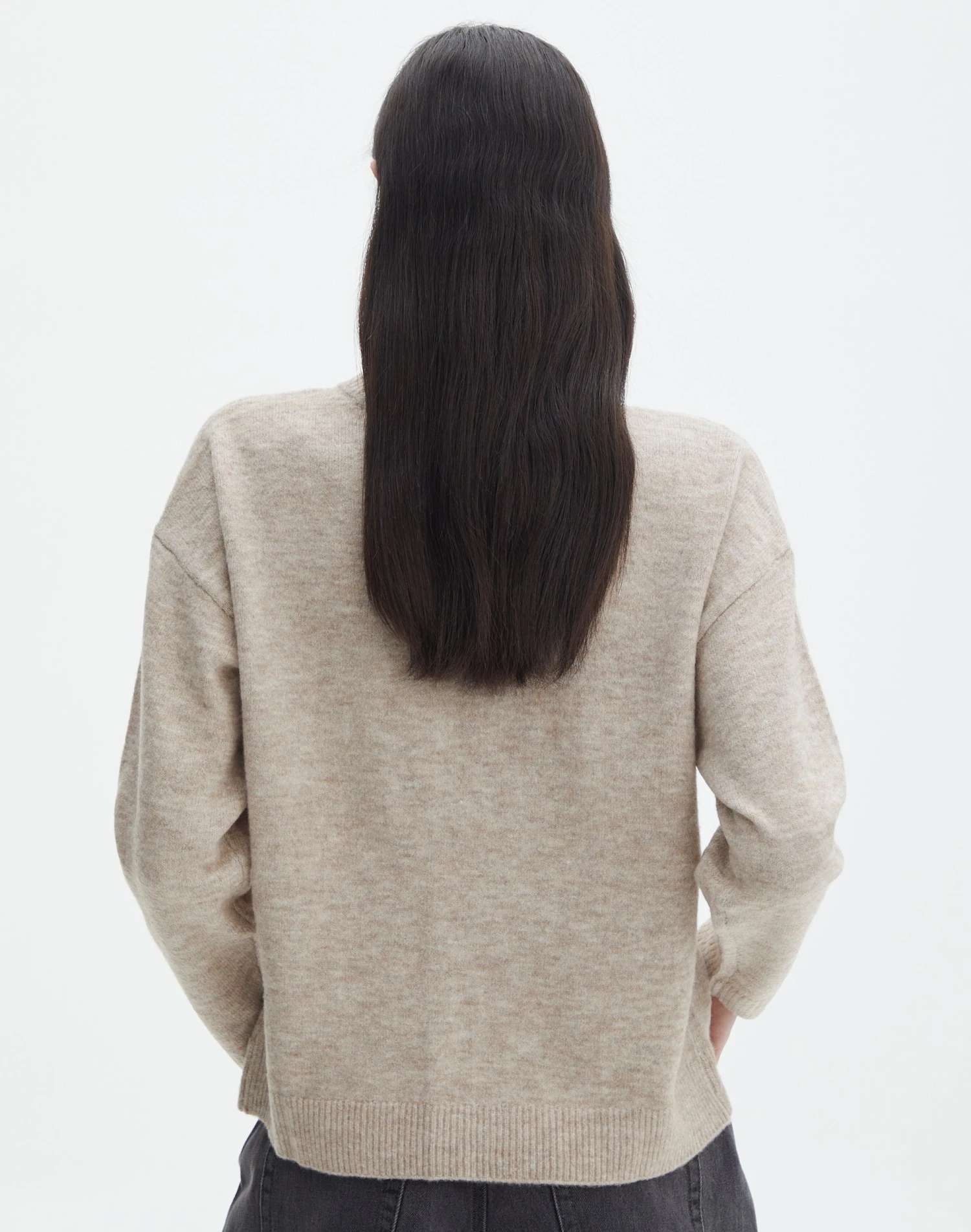 Oversized Knit Jumper 5 Oversized Knit Jumper - Image 3