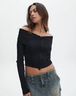 Zip Front Long Sleeve Fold Down Knit Top