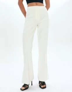 Tailored Side Split Mid Rise Pant
