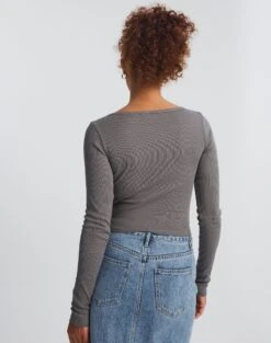 Long Sleeve Button Scoop Neck Top -GLASSONS CLOTHING harrison henley longsleeve keep your coal back tl114637ocot