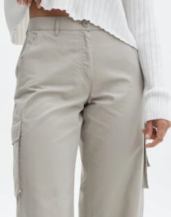 Cotton Low Rise Cargo Pant -GLASSONS CLOTHING lexi mid rise cargo pant on the rocks imageback pw80341cot