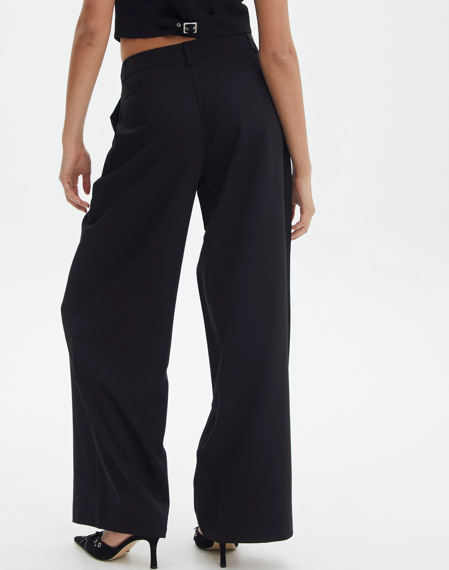 Mid Rise Wide Leg Pant 5 Mid Rise Wide Leg Pant - Image 3