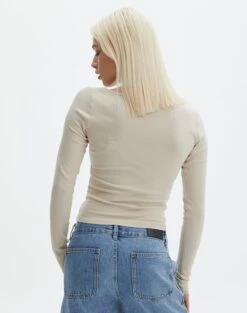 V Neck Long Sleeve Top 33 V Neck Long Sleeve Top -GLASSONS CLOTHING lulu longsleeve what the shell back tl93240orib