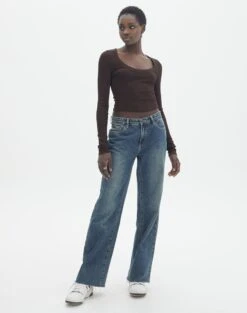 Scoop Neck Long Sleeve Crop Top 28 Scoop Neck Long Sleeve Crop Top -GLASSONS CLOTHING mylie wide rib scoop its soy cute full tl111290vis