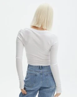 Scoop Neck Long Sleeve Crop Top 34 Scoop Neck Long Sleeve Crop Top -GLASSONS CLOTHING mylie wide rib scoop white back tl111290vis