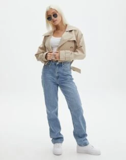 Scoop Neck Long Sleeve Crop Top 33 Scoop Neck Long Sleeve Crop Top -GLASSONS CLOTHING mylie wide rib scoop white full tl111290vis