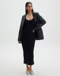 Scoop Neck Ribbed Knit Midi Dress