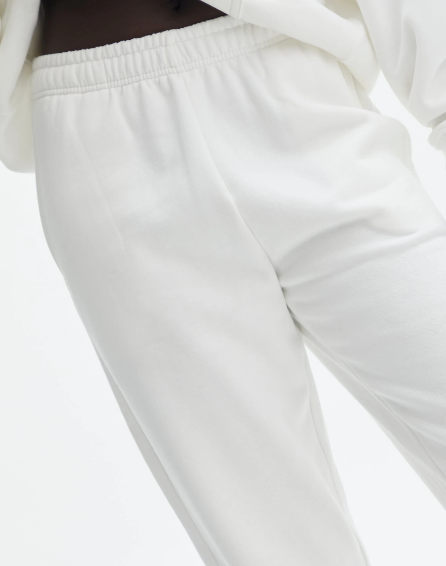 Classic Sweatpant 11 Classic Sweatpant - Image 9