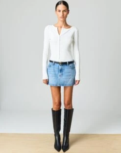 Zip Detailed Crop Tee -GLASSONS CLOTHING r leni low rise hemmed mini skirt riley vintage wash front ss55069rden 2