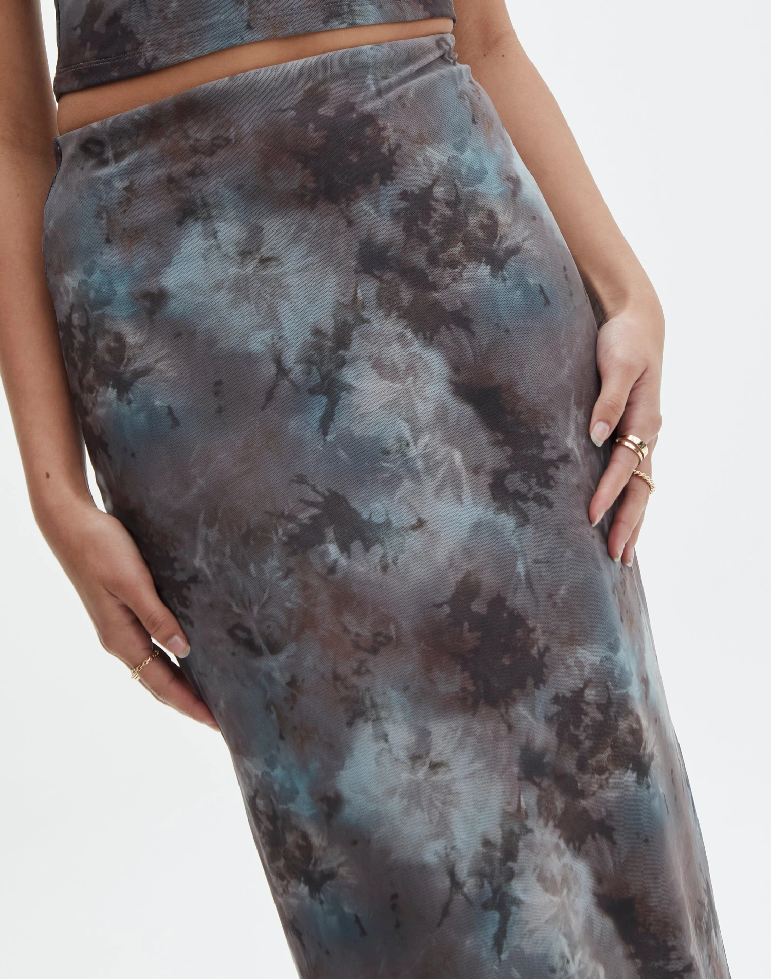 Print Mesh Midi Skirt 6 Print Mesh Midi Skirt - Image 4