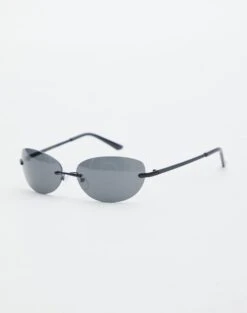 Oval Sunglasses -GLASSONS CLOTHING spears oval sunglasses blackblack front ga135737sun 10