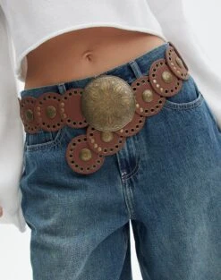 Cropped V Neck Tee -GLASSONS CLOTHING suri circle belt brown front be131016new 3